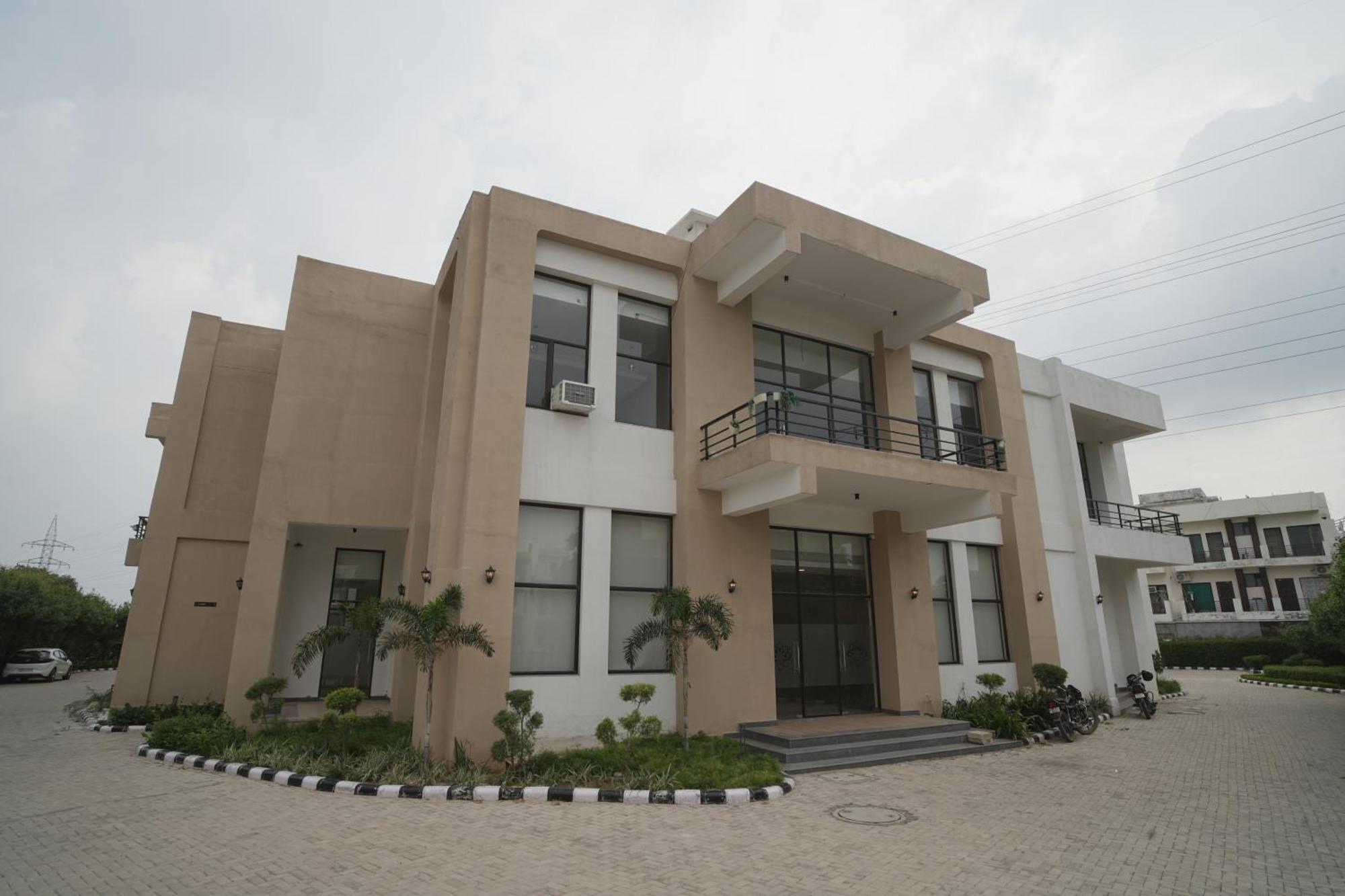 فندق Tdi Club Retreat Sector-110 Mohali المظهر الخارجي الصورة