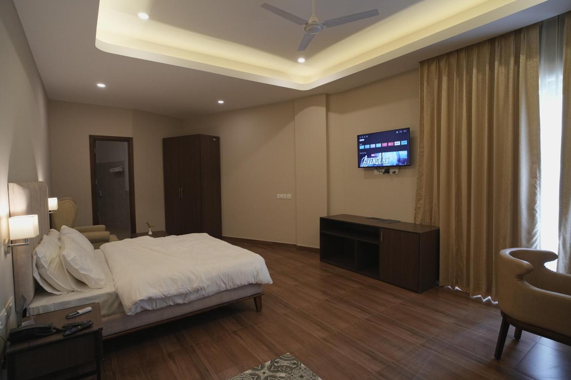 فندق Tdi Club Retreat Sector-110 Mohali المظهر الخارجي الصورة